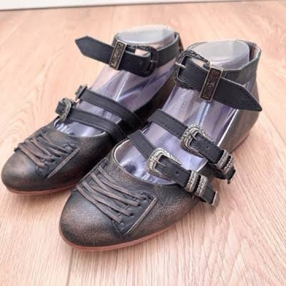 NEW! Women’s Freebird by Steven Bentley Black/Brown Leather Mary Jane Flats 10 - Picture 1 of 6